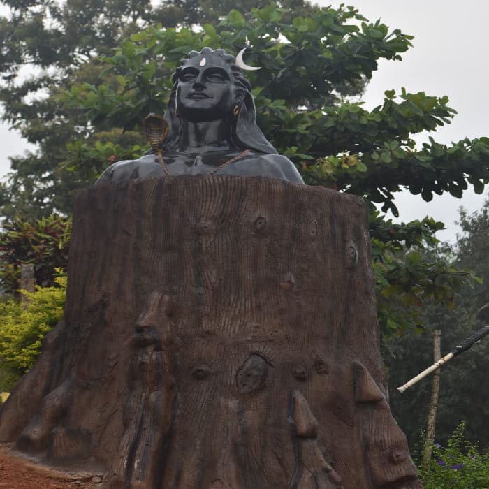 resorts in gokarna om beach road